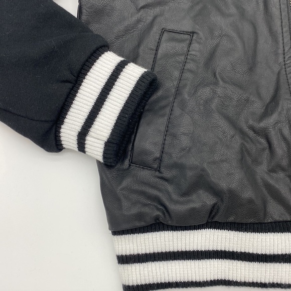 Guess Faux Leather Jacket Boys Size 5-6 - Picture 6 of 6